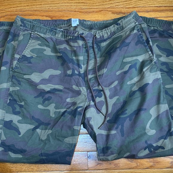 Gap Men's Green Straight Leg Camouflage Print Cargo Jogger One Size  (PRE-LOVED) - Picture 5 of 7